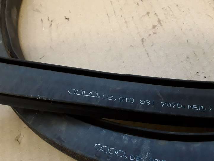 Audi A5 (2007 - 2011)  8T0831707D Передняя звукоизоляция