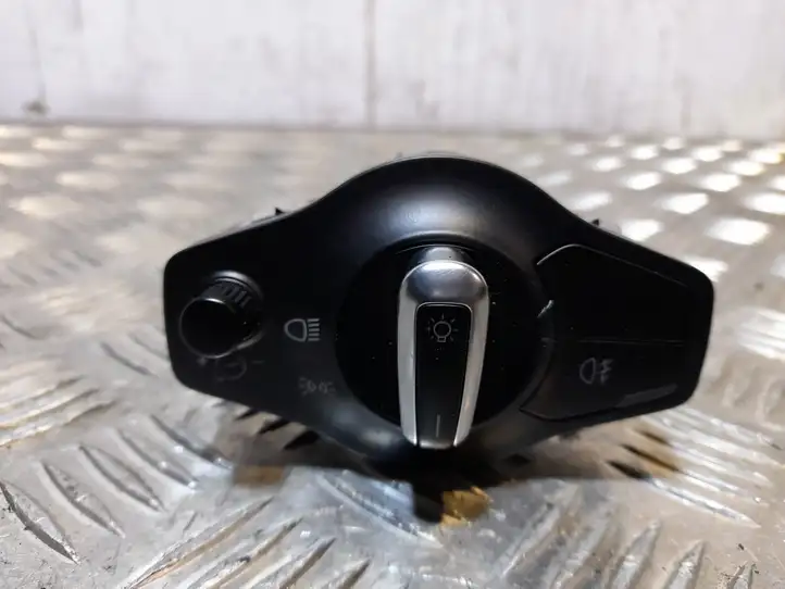 Audi A4 S4 B8 8K (2011 - 2015) 8K0941531 Включатель фонарей — фото 1