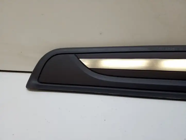 BMW 3 E92 E93 (2005 - 2014) 7120764 Внутренняя отделка переднего порога — фото 5