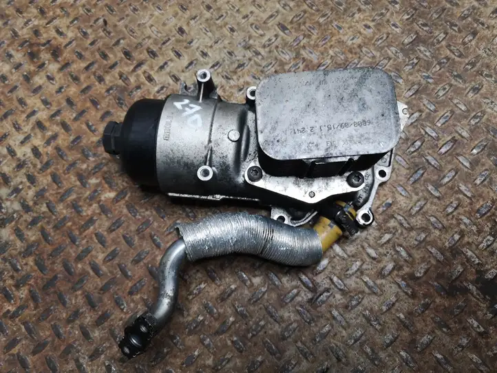 Ford Focus (2011 - 2015) 9687911280 Кронштейн масляного фильтра — фото 1