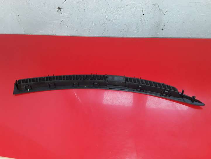 Jaguar XF (2007 - 2015)  8X23F046B63A Воздушная решётка окна