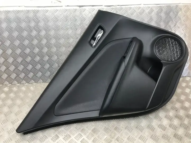 Toyota Prius (XW50) (2015 - ) 67788X1B09 Обшивка задней двери — фото 1