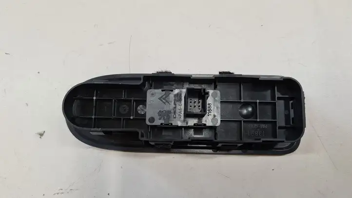 Citroen C5 (2008 - 2017) 96565184XT Кнопка стеклоподъемников — фото 3