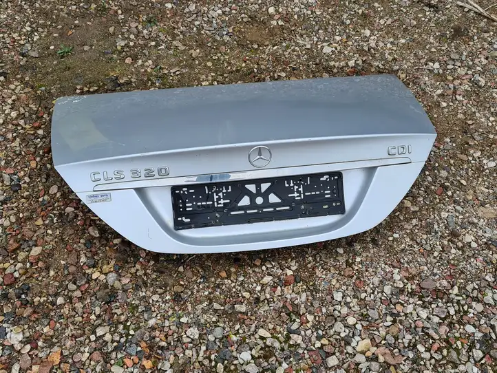 Mercedes-Benz CLS C218,X218 (2011 - 2017) Крышка багажника — фото 1