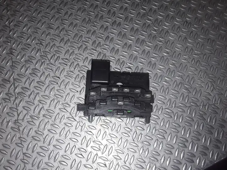 Audi A3/S3 8L (2000 - 2003) 1K0959654 Датчик угла поворота руля — фото 1