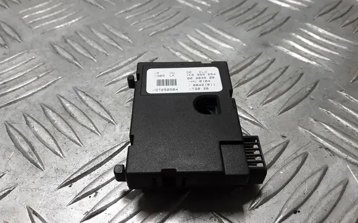 Seat Altea (2004 - 2009) 1K0959654 Датчик угла поворота руля — фото 3