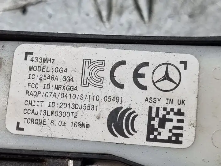 Mercedes-Benz A W176 (2012 - 2018) A0009050030 Датчик давления шин — фото 2