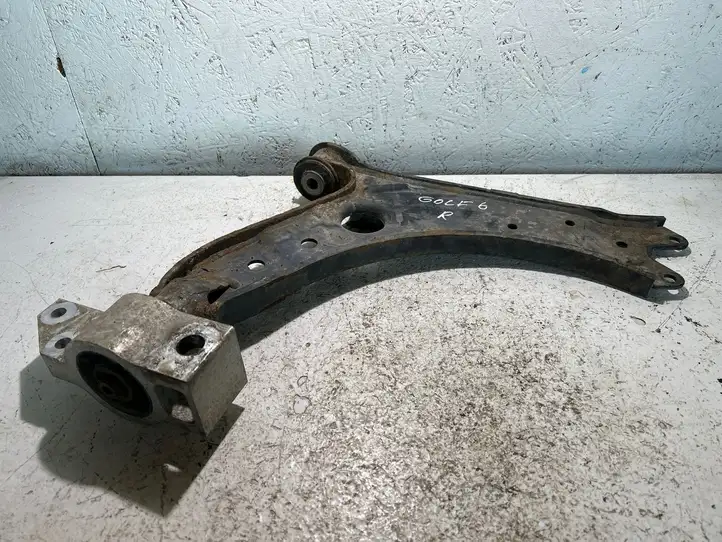 Volkswagen Golf VI (2009 - 2013)   Вилы