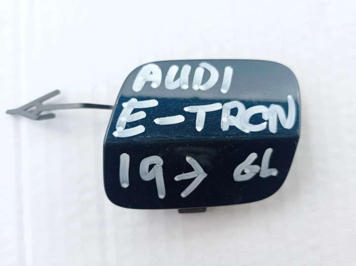 4KE807441 Audi e-tron Galinis tempimo kilpos dangtelis