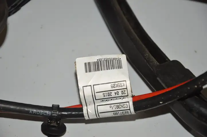 BMW 6 F12 F13 (2010 - 2018) 9237190 Прочая электропроводка — фото 3