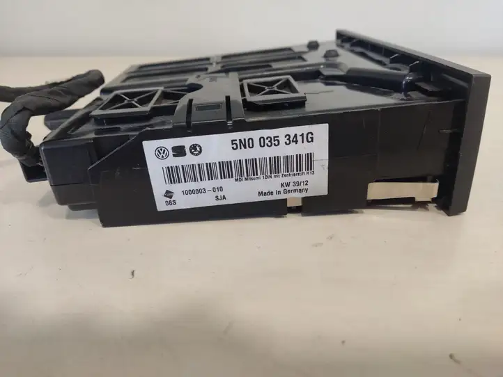 Volkswagen PASSAT B7 (2011 - 2014) 5N0035341G USB модуль — фото 2
