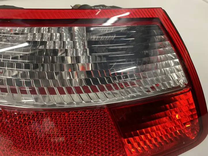 Porsche 911 997 (2004 - 2013) 90063101790 Задний фонарь в кузове — фото 2