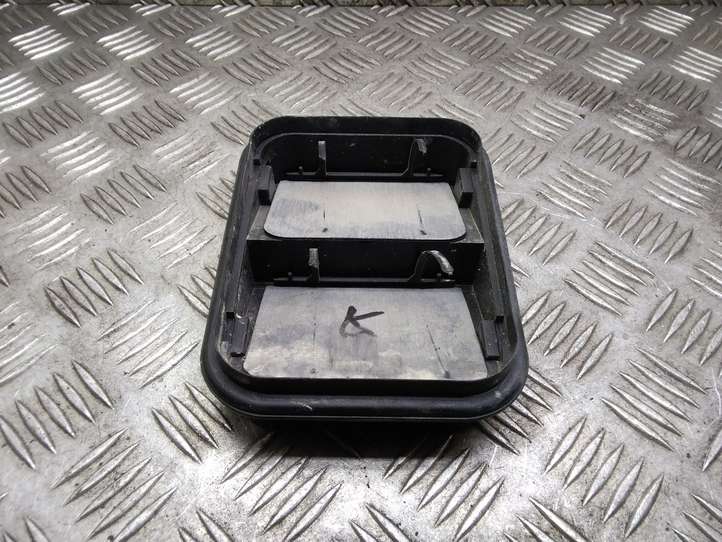 Nissan Qashqai (2010 - 2013)  8200003575 Вентиляционная решётка