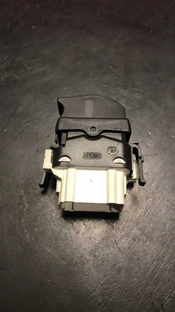 Renault Clio II (2001 - 2005) 060046B Кнопка стеклоподъемников — фото 2