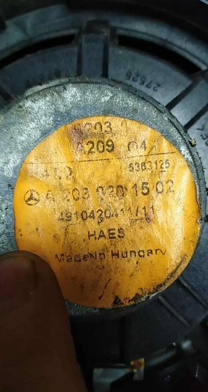 Mercedes-Benz CLK A209,C209 (2002 - 2009) 2038201502 Динамики передних дверей — фото 3