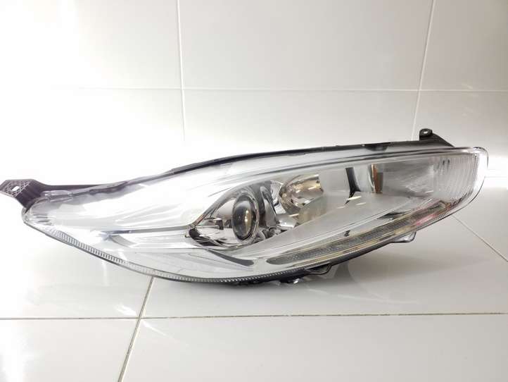 Ford Fiesta (2013 - 2017)  C1BB13W029CG Передняя фара