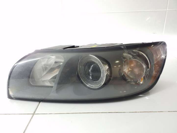 Volvo V50 (2004 - 2008)  30698885 Передняя фара