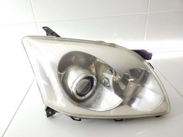 Toyota Avensis T250 (2003 - 2006)  KOITO0543 Передняя фара