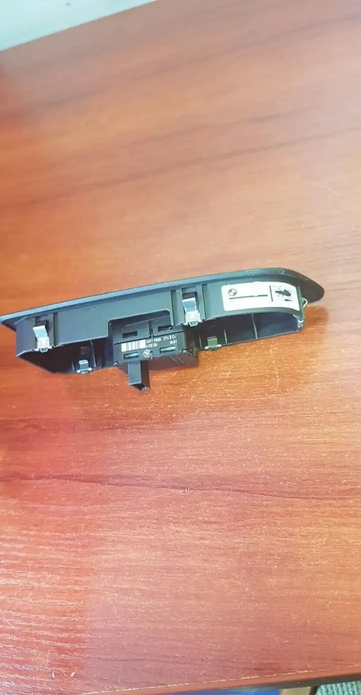 BMW 3 E90 E91 (2005 - 2012) 6935534 Кнопка стеклоподъемников — фото 4