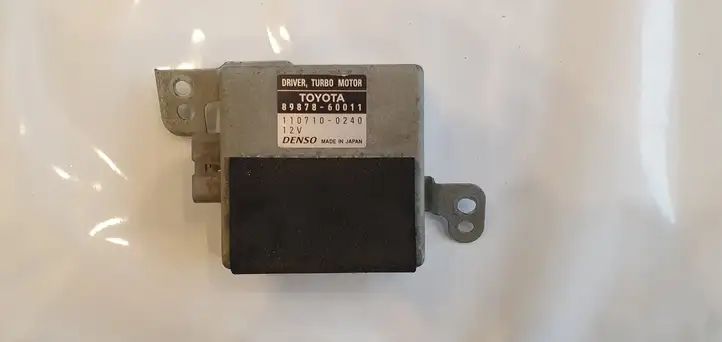 Toyota Land Cruiser (J120) (2002 - 2009) 8987860011 Прочие блоки управления — фото 1