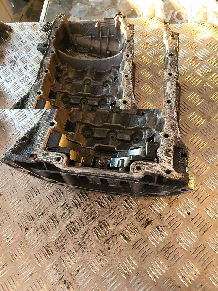 Renault Trafic II (X83) (2002 - 2014)  8200600642 Картер