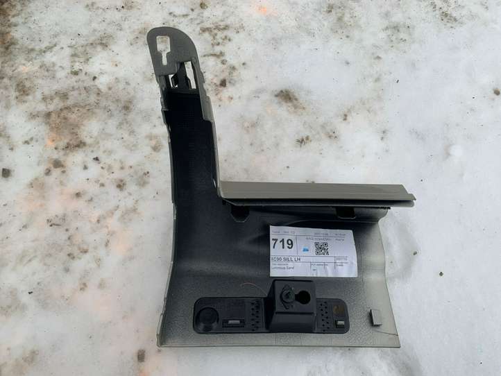 Volvo XC90 (2014 - 2019)  31395883 Порог