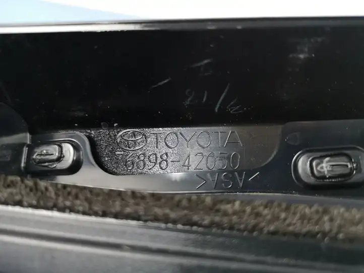 Toyota RAV 4 (XA50) (2018 - ) 7689842050 Спойлер заднего стекла — фото 4