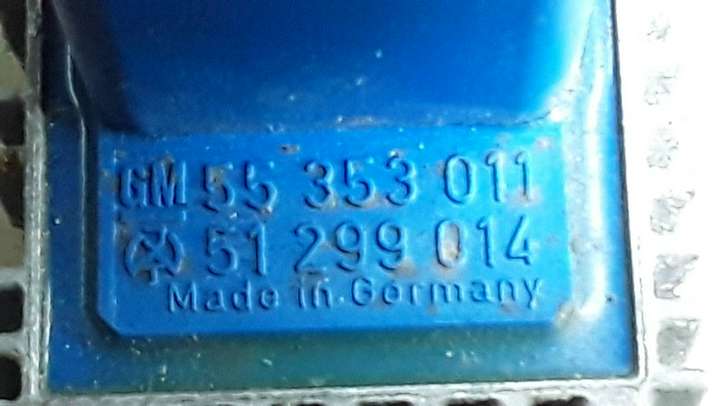 Opel Zafira (2003 - 2006)  55353011 Реле подогрева свеч