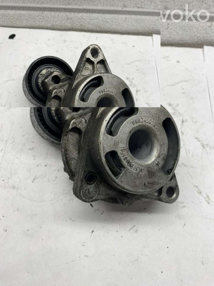 Renault Laguna (2001 - 2005)  8200761529 Устройство натяжки ремня
