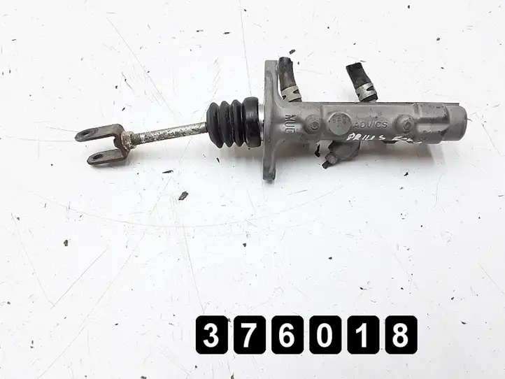 Toyota Prius (XW20) (2003 - 2009) 1500petrol Главный тормозной цилиндр — фото 4