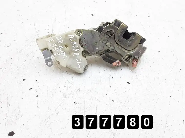 Nissan Almera Tino (2000 - 2003) 82553bm760 Замок ручки двери — фото 2