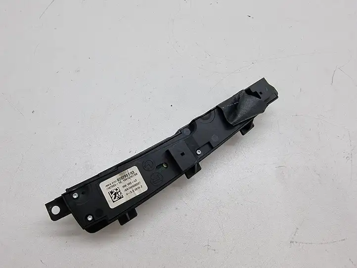 BMW 5 F10 F11 (2009 - 2016) 9202951 Кнопка парктроника — фото 3