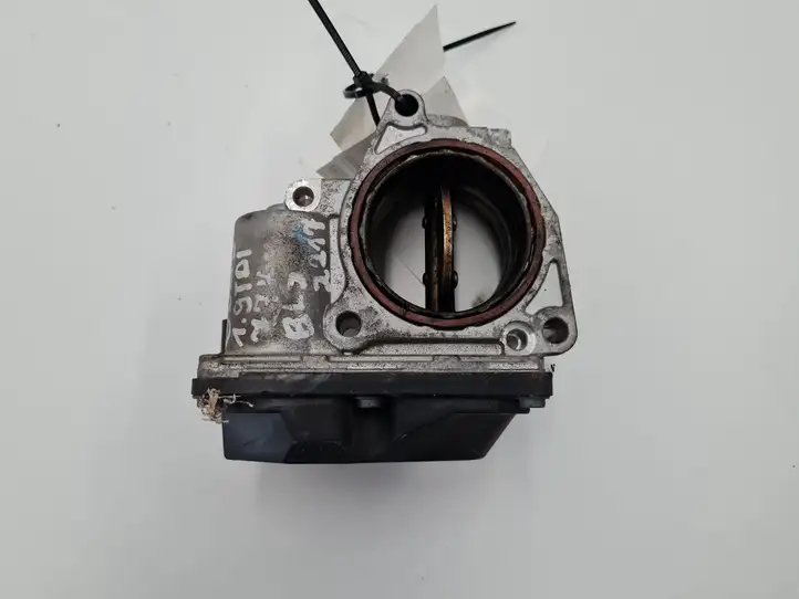 Volkswagen Golf V (2003 - 2009) 03G128063M Дроссельная заслонка — фото 1