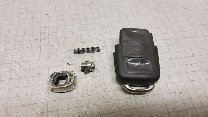 Volkswagen Polo (2005 - 2009)  1J0959753AH Ключ / карточка зажигания