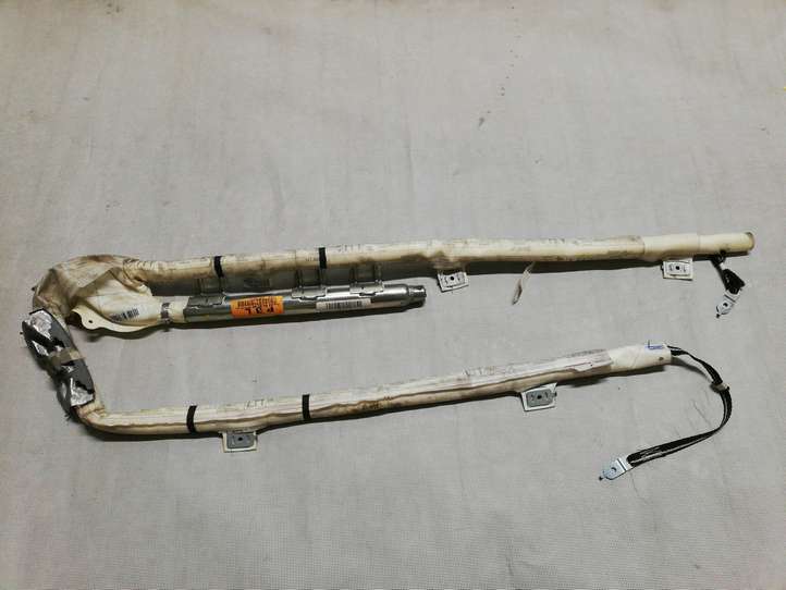 Toyota Corolla Verso AR10 (2004 - 2009)  621800F010 Звукоизоляция крыши