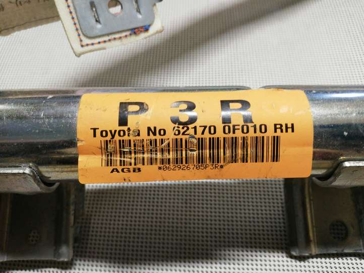 Toyota Corolla Verso AR10 (2004 - 2009)  621700F010 Звукоизоляция крыши