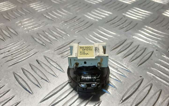 Toyota Corolla Verso AR10 (2004 - 2009)  861600F010 Громкоговоритель в панели