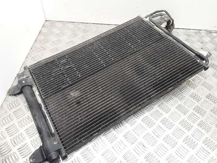 Volkswagen Golf Plus (2004 - 2008)  1K0298403A Радиатор охлаждения кондиционера воздуха