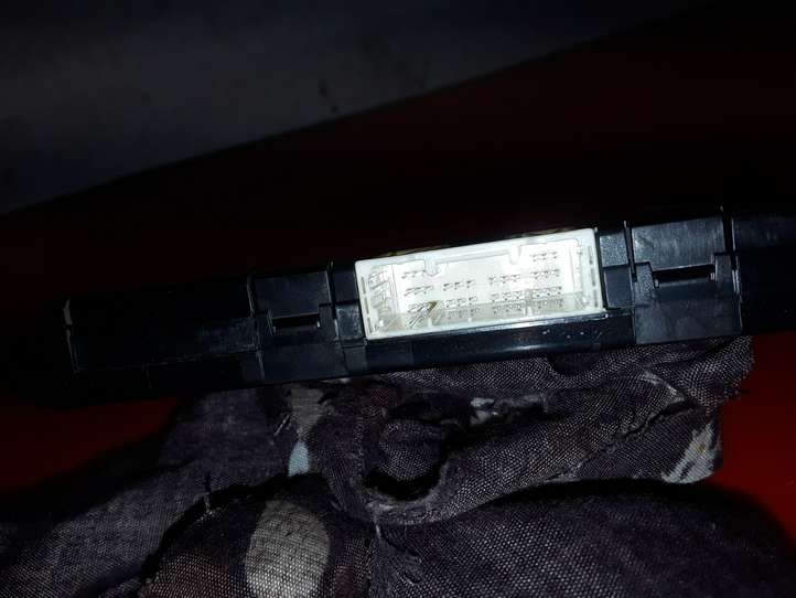 Toyota Verso (2009 - 2012)  8922152241 Mодуль kомфортa