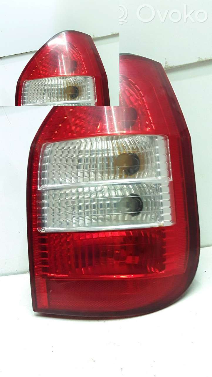 Opel Zafira (2003 - 2006)  62281 Задний фонарь в кузове