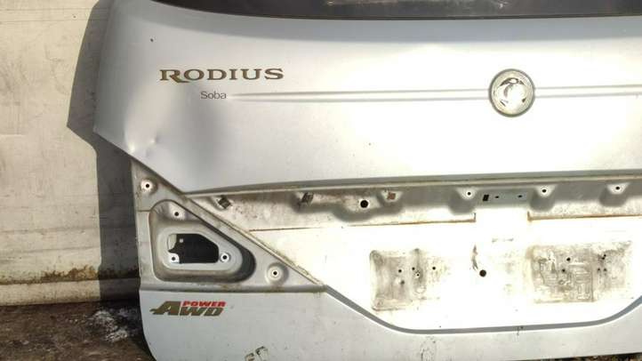 SsangYong Rodius (2004 - 2007)  6401121100 Задняя крышка (багажника)