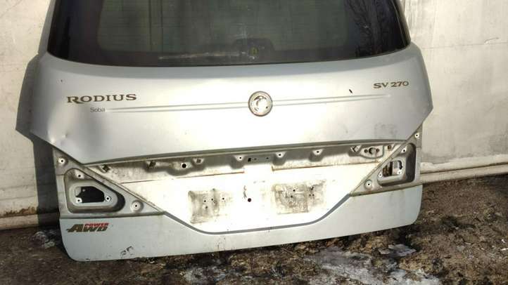 SsangYong Rodius (2004 - 2007)  6401121100 Задняя крышка (багажника)