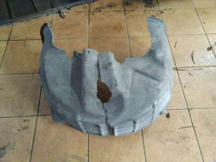 Audi A5 (2007 - 2011)  8T0810172B Задний подкрылок