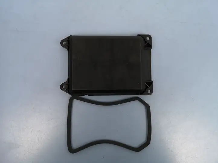 Lexus RX 330 - 350 - 400H (2006 - 2009) 9007568003 Крышка фары — фото 2