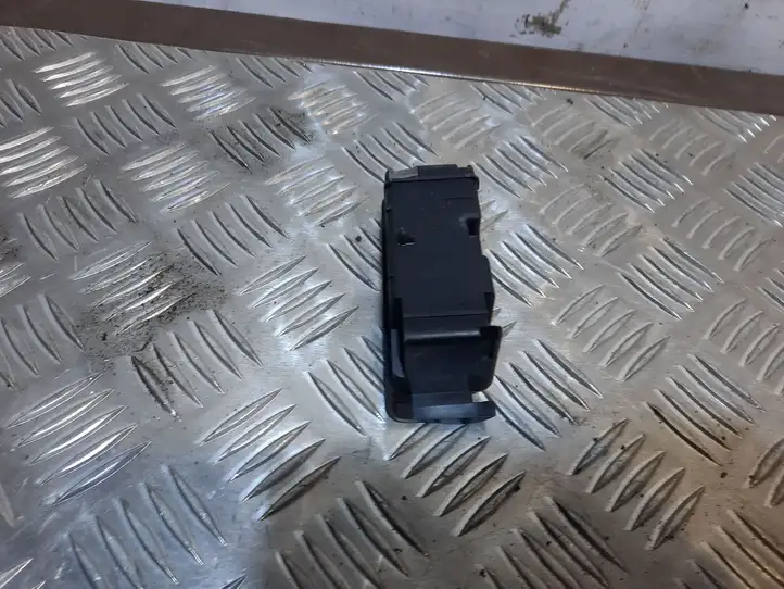 Audi A6 S6 C6 4F (2008 - 2011) 4B0857405A Дверная пепельница — фото 7