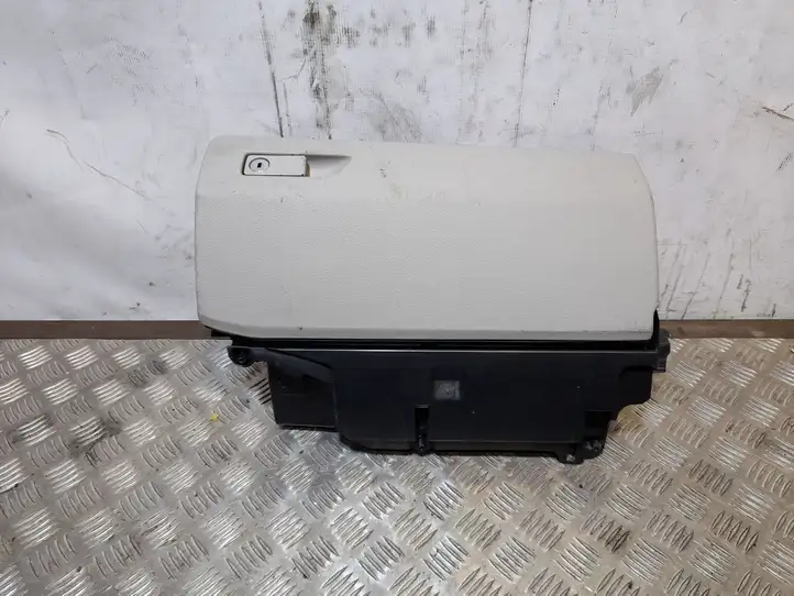 Mercedes-Benz E A207 (2010 - 2017) A2076800491 Бардачок в сборе — фото 1