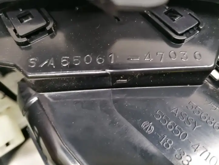 Toyota Prius+ (ZVW40) (2011 - 2018) 5506147030 Боковой воздушный дефлектор — фото 7