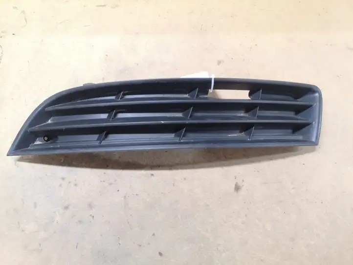 Volkswagen PASSAT B6 (2005 - 2010) 3C0853665 Нижняя решетка переднего бампера — фото 1