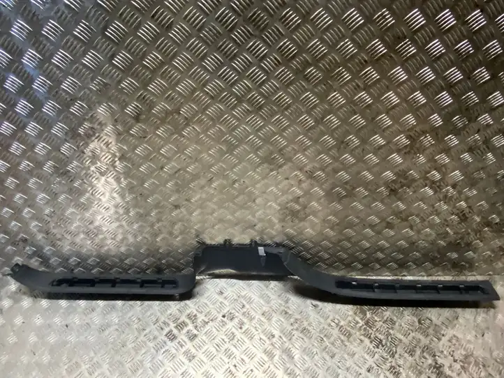 Audi Q7 4L (2009 - 2015) 4L0853370 Нижняя обшивка стойки B — фото 2