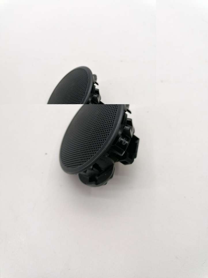 Renault Clio III (2005 - 2012)  8200304435 Громкоговоритель в панели